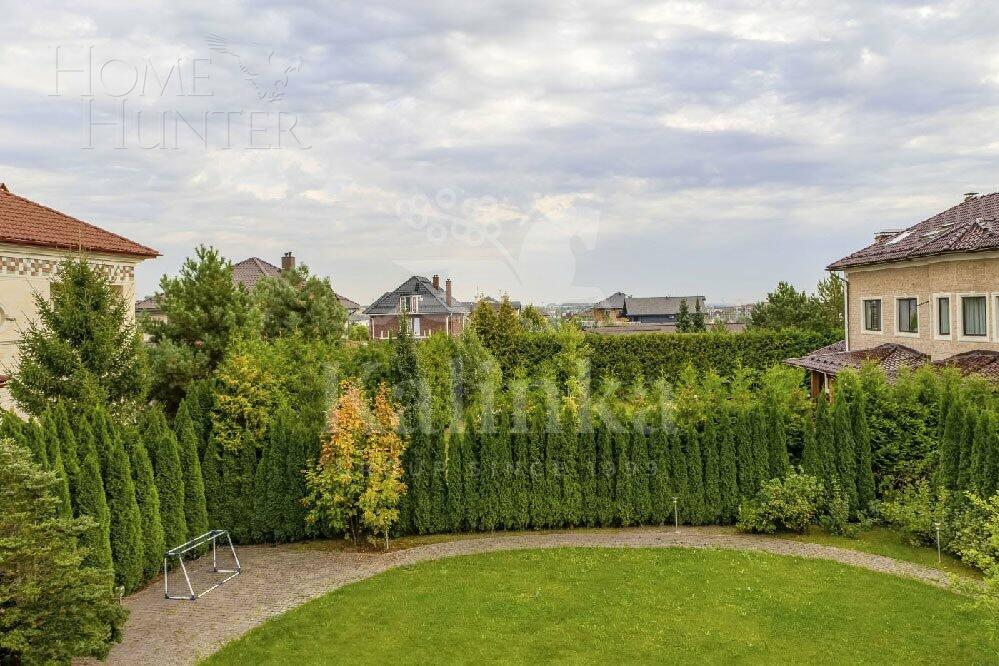 2-этажный коттедж 440 м² с отделкой