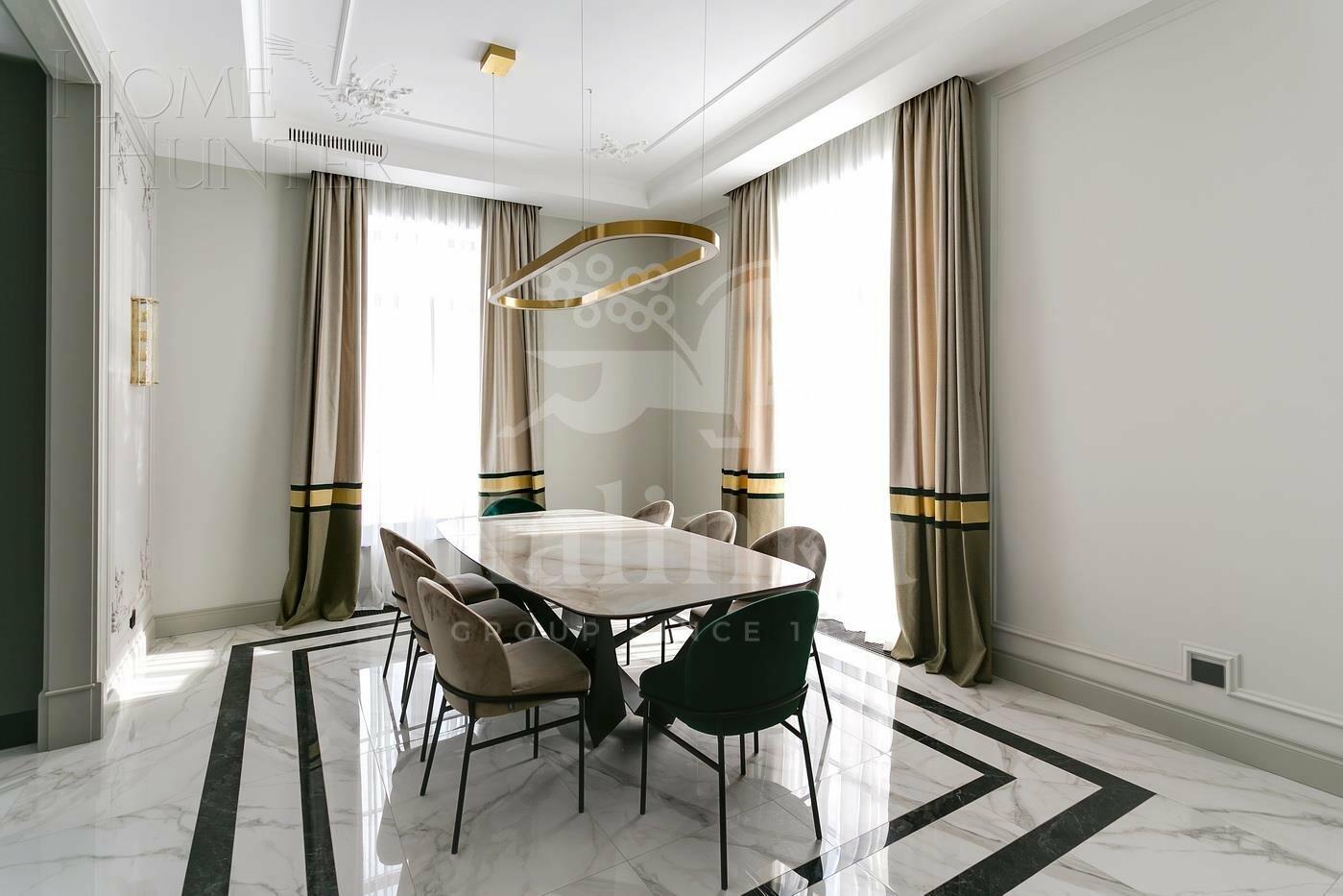 2-этажный коттедж 610 м² с отделкой