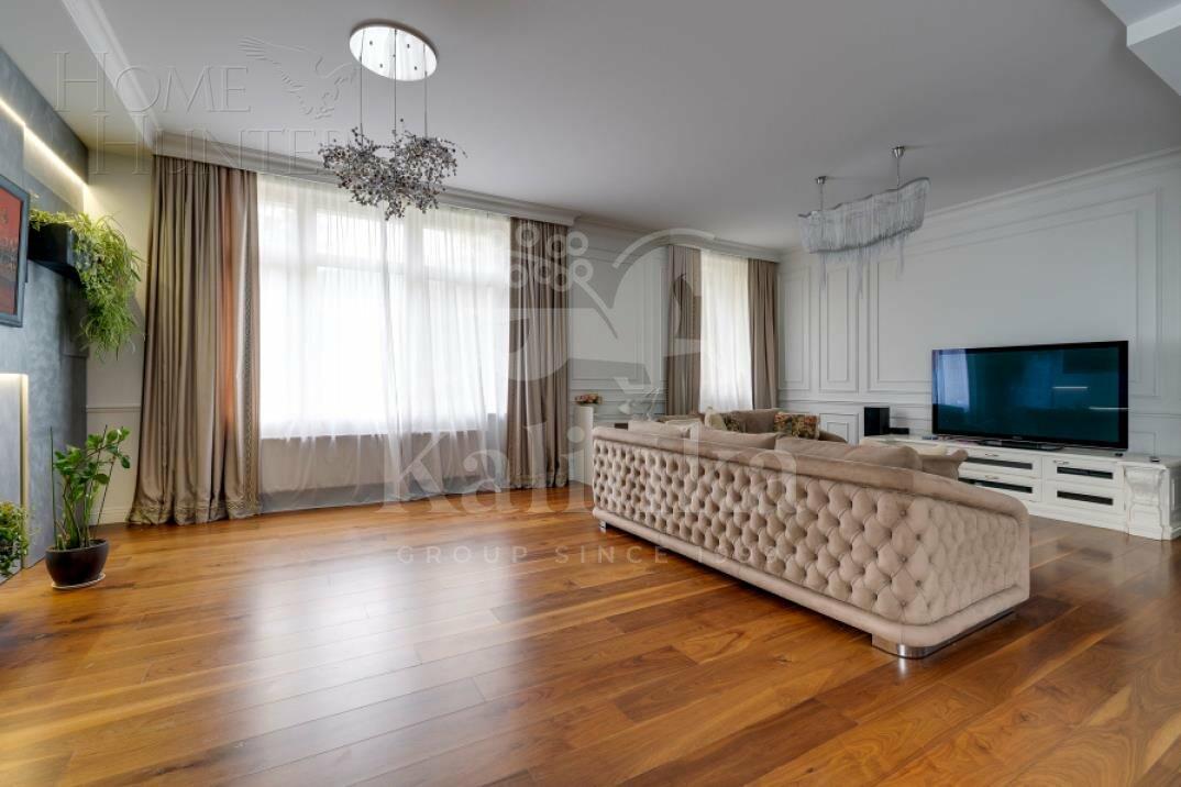 2-этажный коттедж 810 м² с отделкой