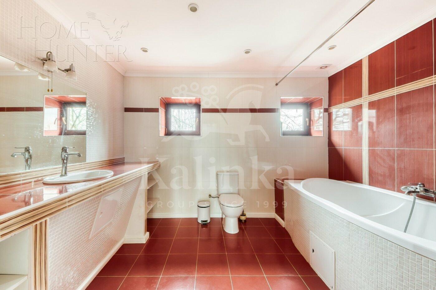 2-этажный коттедж 360 м² с отделкой