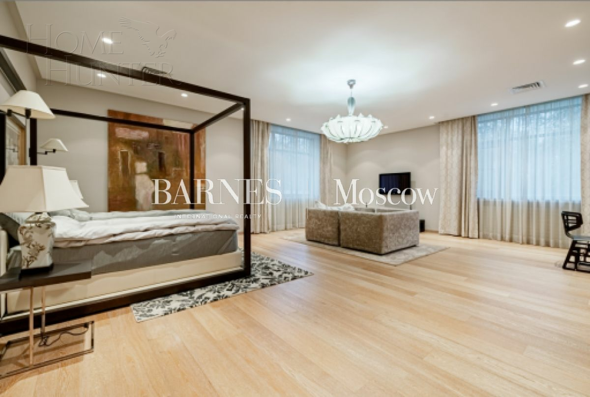 2-этажный коттедж 640 м² с отделкой