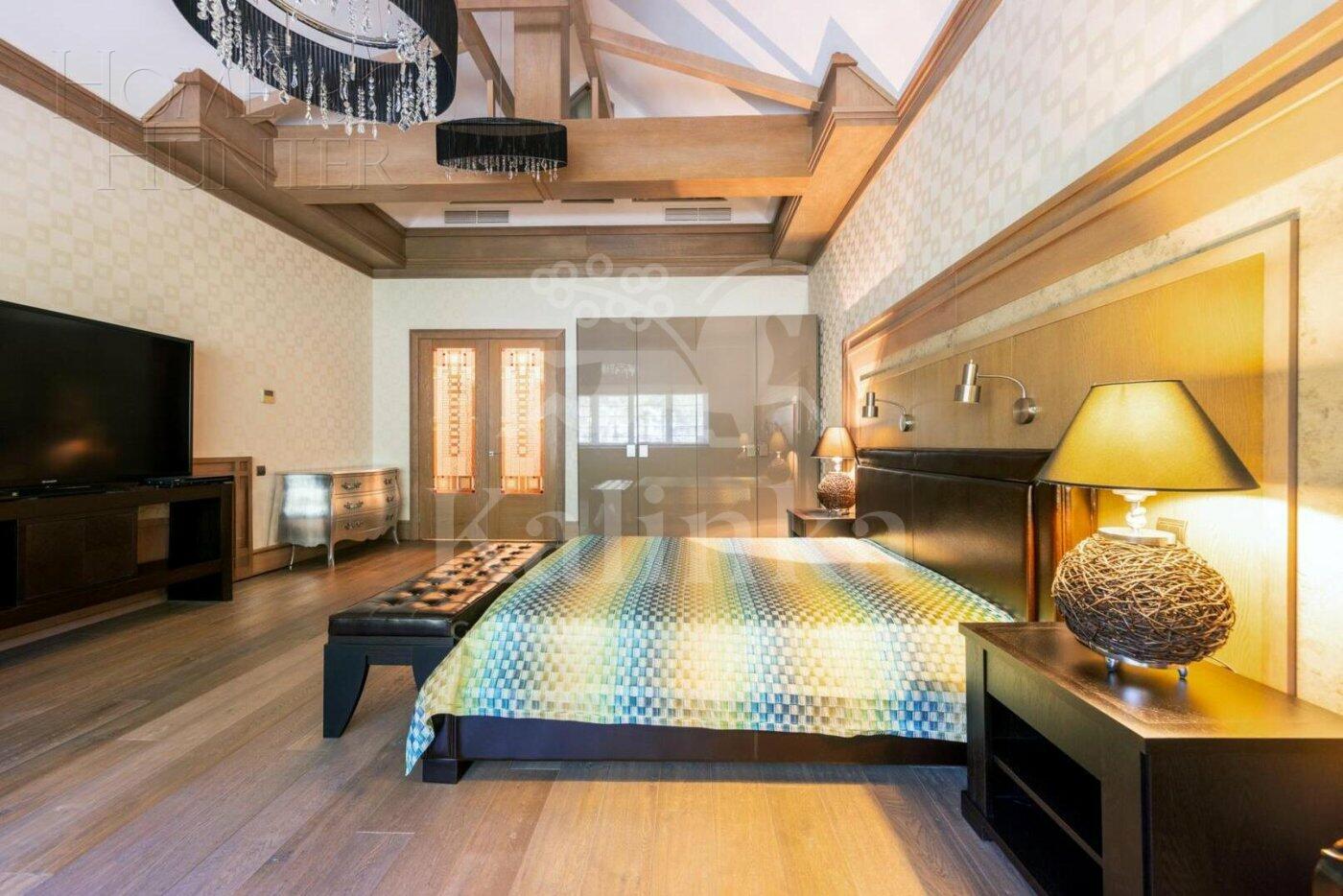 2-этажный коттедж 1 550 м² с отделкой