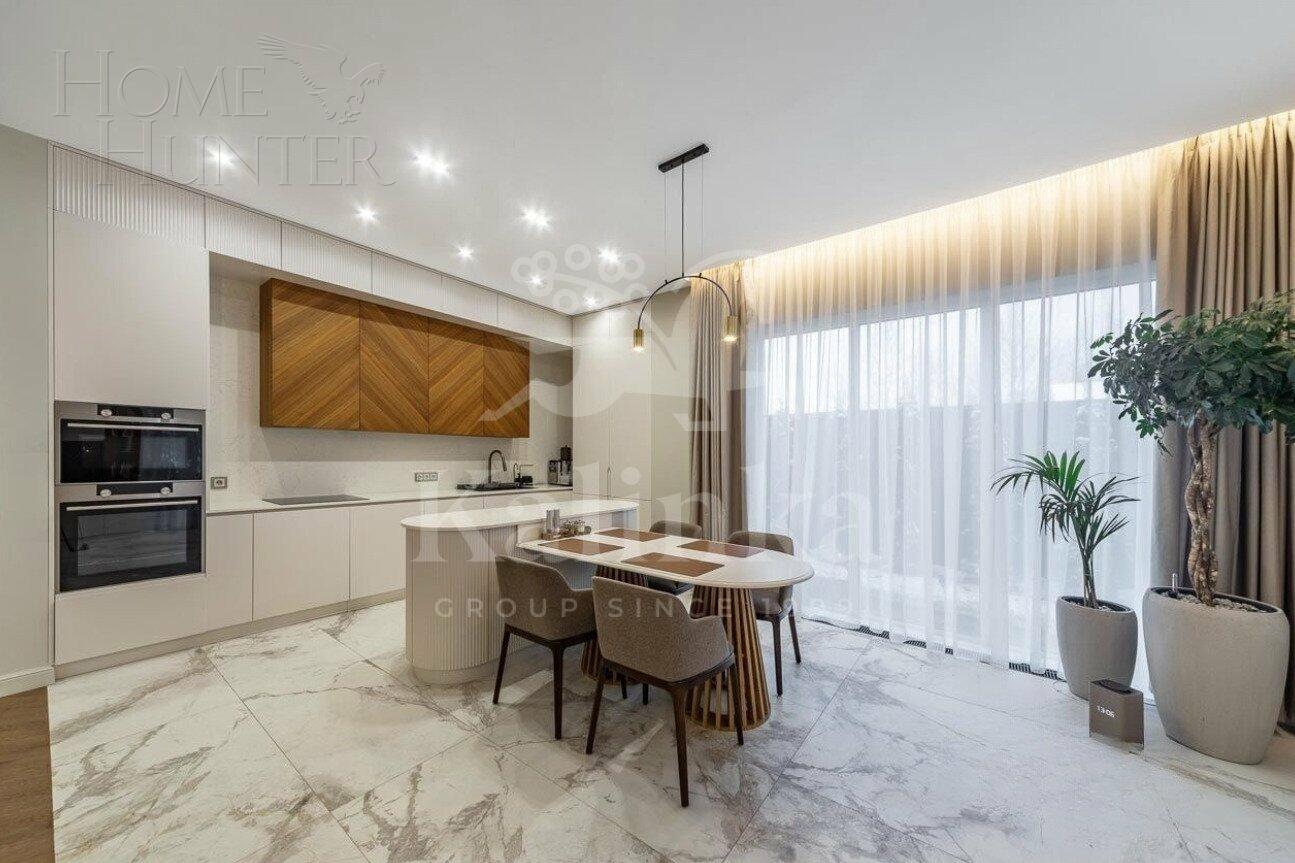 2-этажный коттедж 357 м² с отделкой