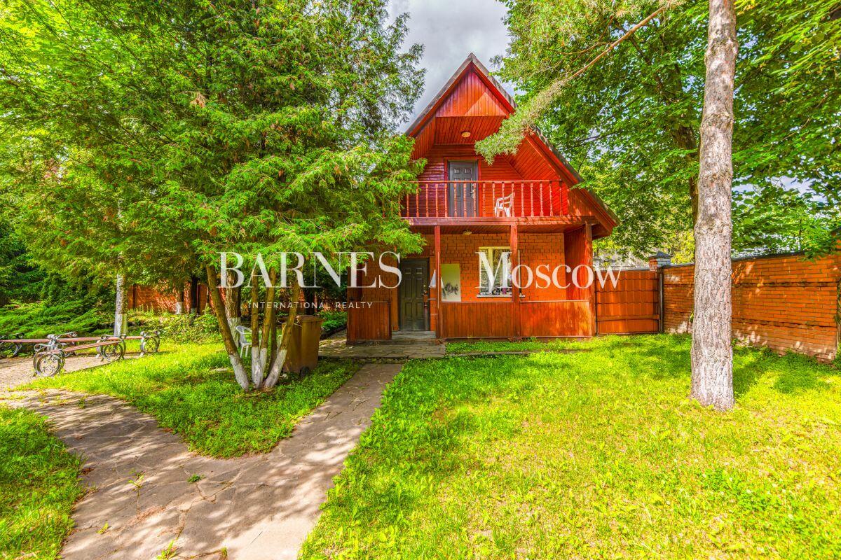 2-этажный коттедж 800 м² с отделкой