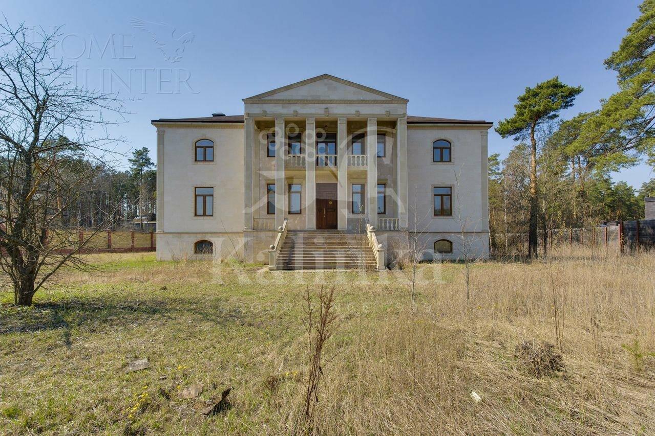 2-этажный коттедж 1 096 м² с отделкой