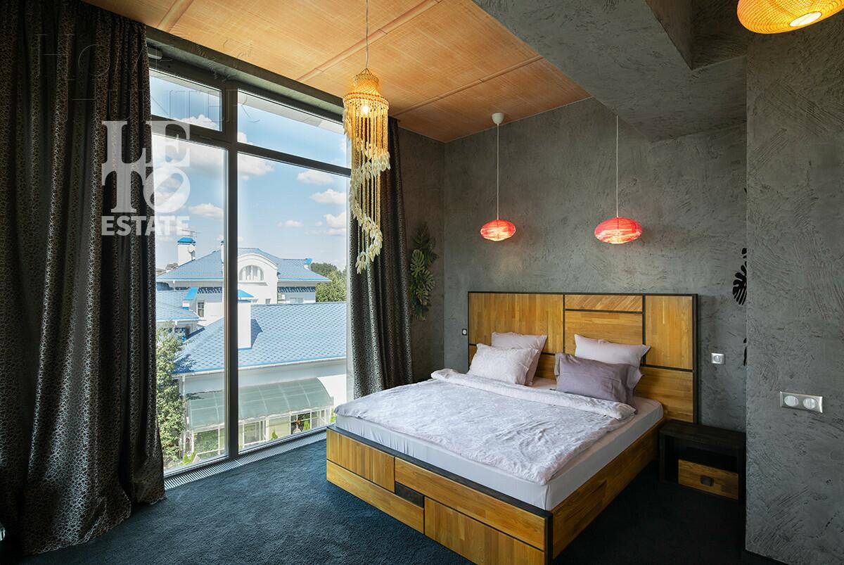 2-этажный коттедж 650 м² с отделкой