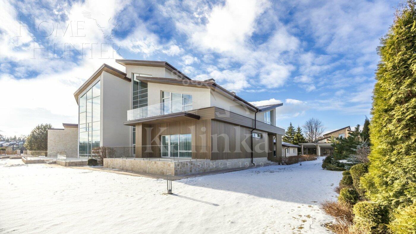 3-этажный коттедж 1 000 м² с отделкой