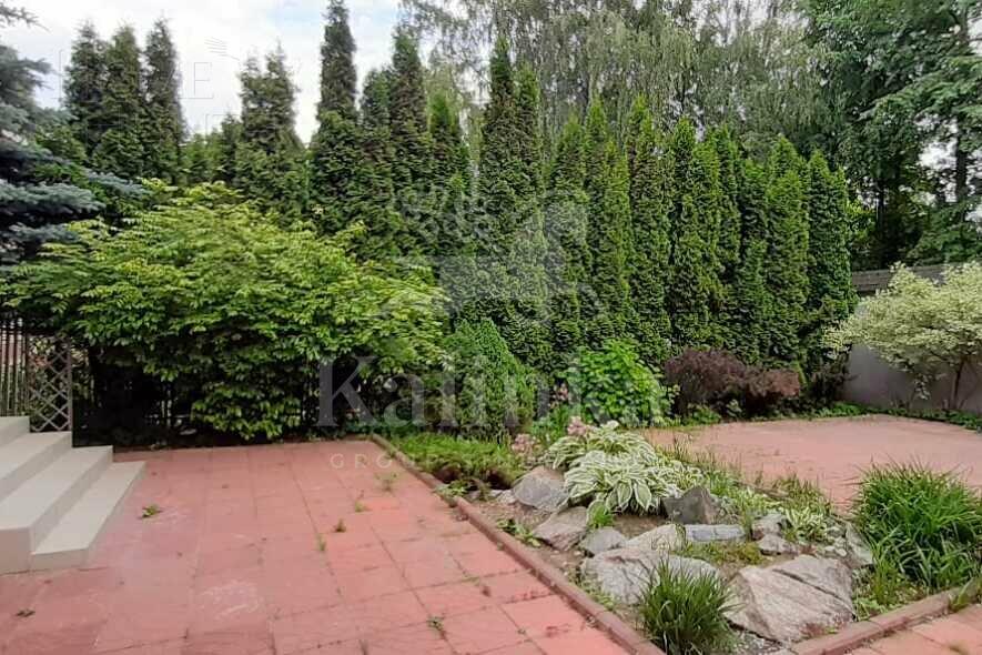 2-этажный коттедж 1 322 м² без отделки