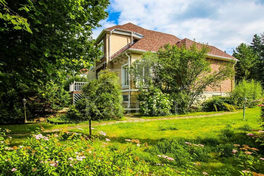 2-этажный коттедж 450 м² с отделкой