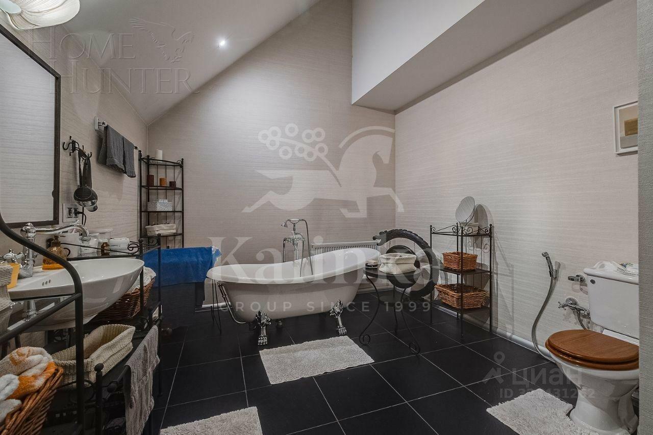 2-этажный коттедж 1 200 м² с отделкой