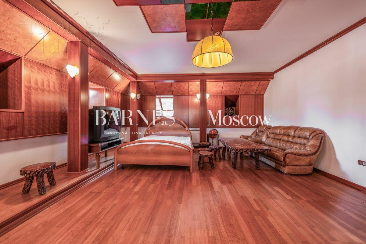 2-этажный коттедж 800 м² с отделкой