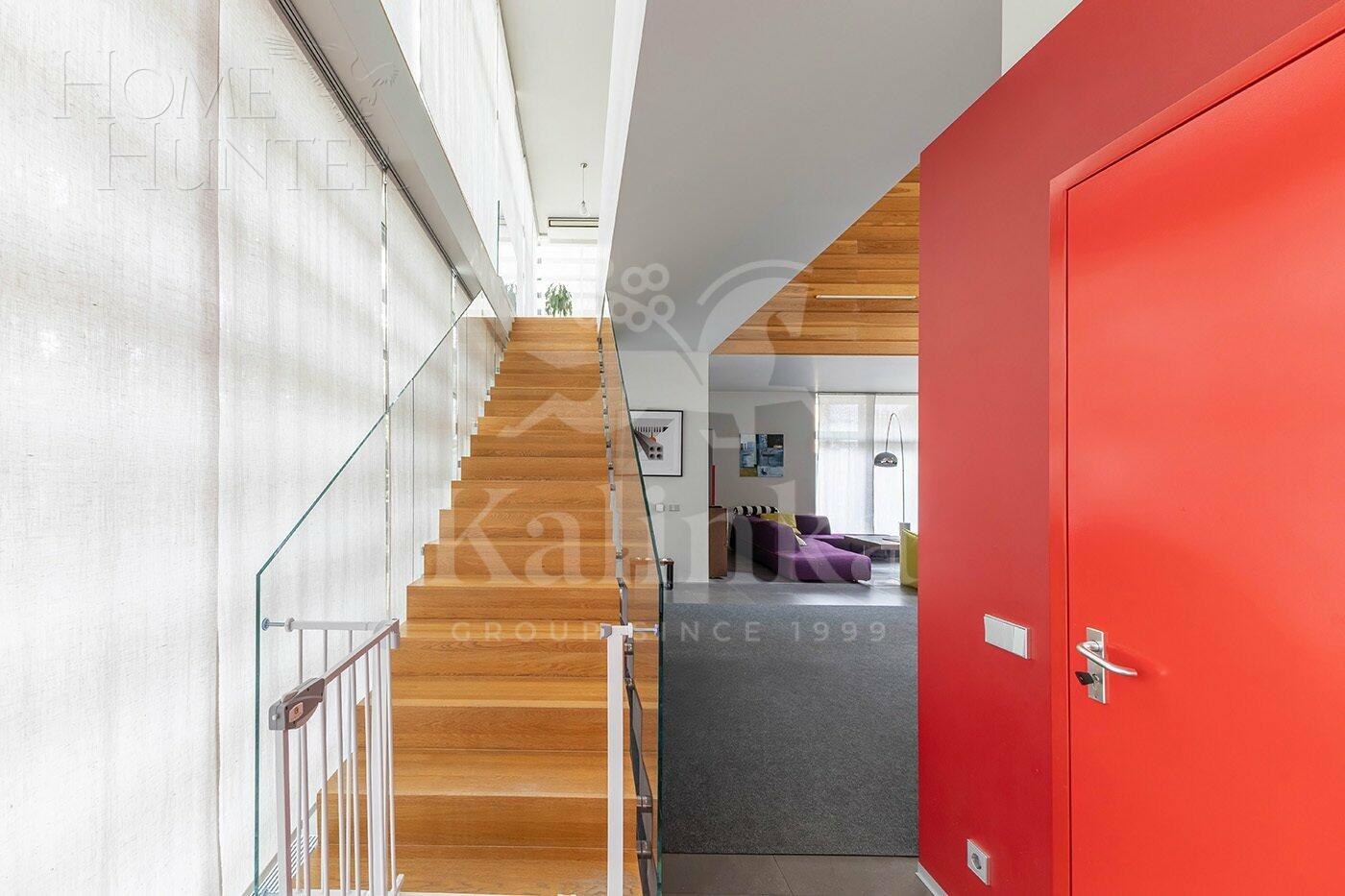 2-этажный коттедж 265.9 м² с отделкой