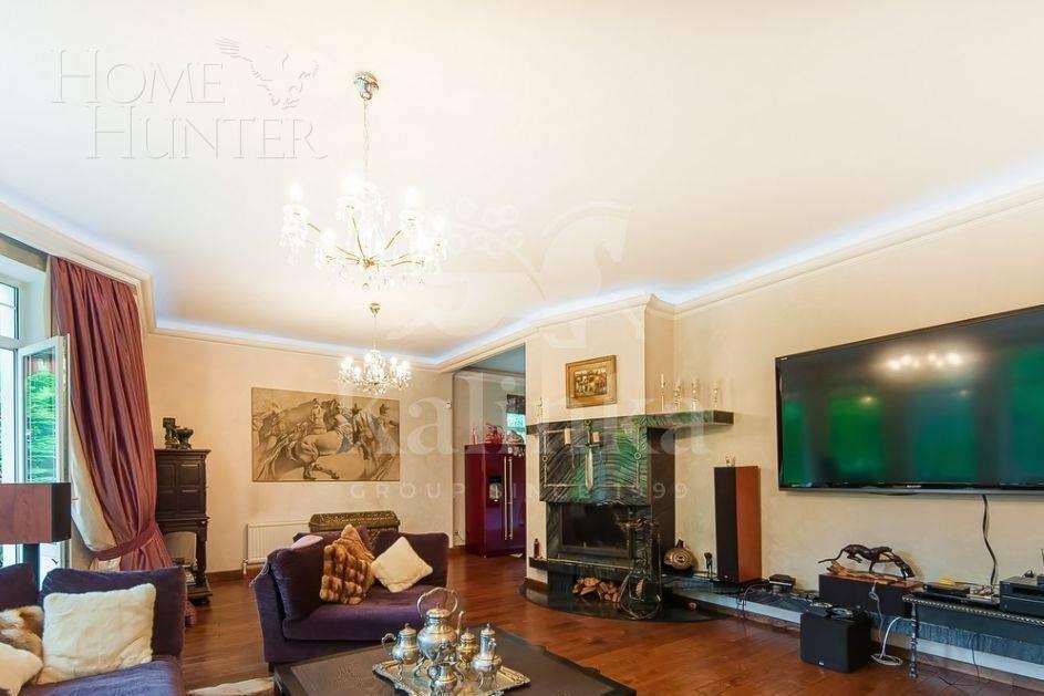 3-этажный коттедж 400 м² с отделкой