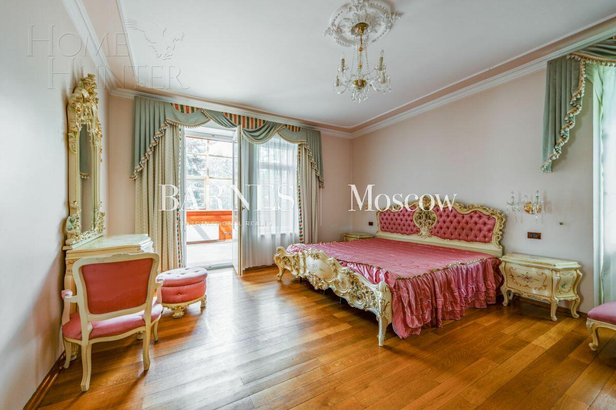 2-этажный коттедж 800 м² с отделкой