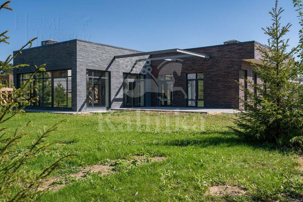 1-этажный коттедж 250 м² без отделки