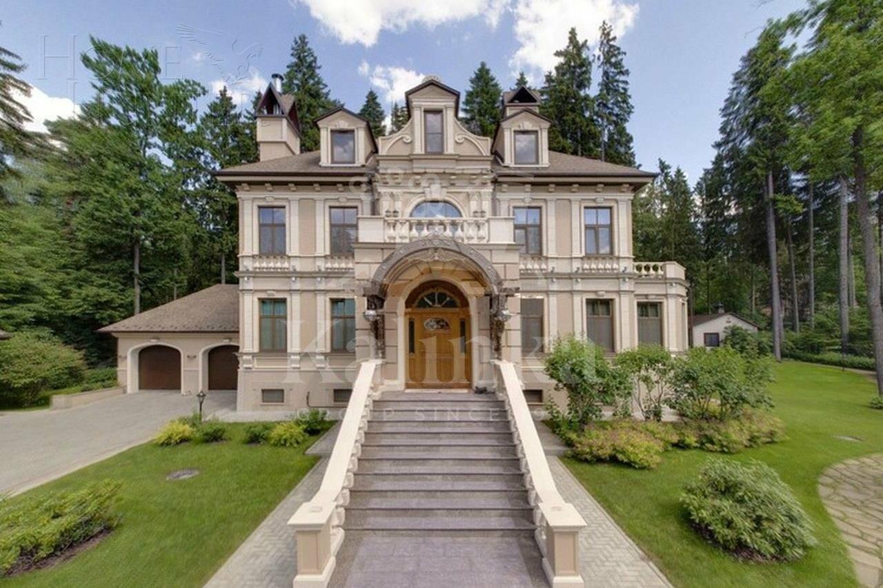 2-этажный коттедж 822 м² с отделкой