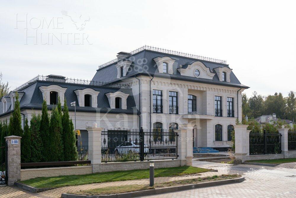 2-этажный коттедж 1 500 м² без отделки