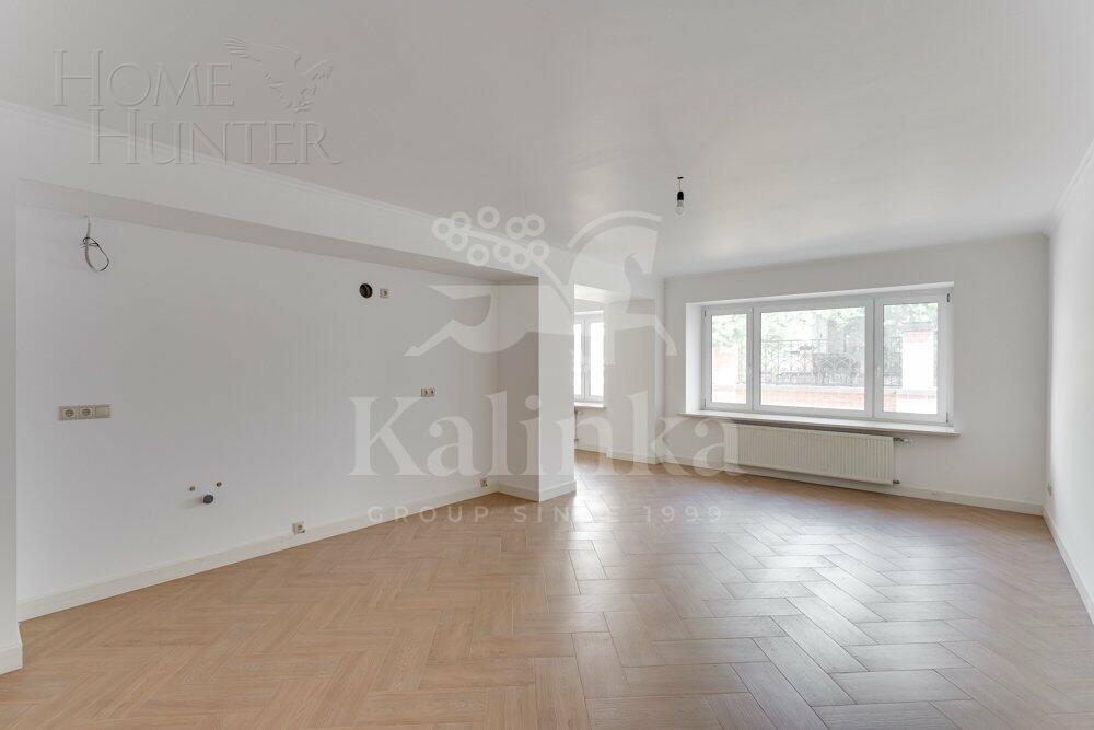 2-этажный коттедж 1 111 м² с отделкой