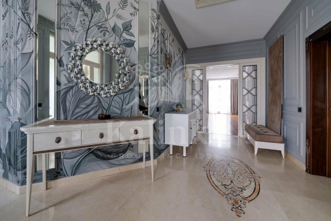 2-этажный коттедж 810 м² с отделкой