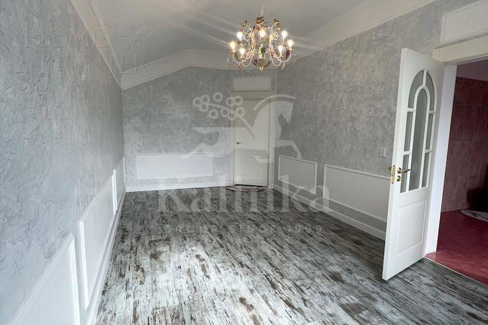2-этажный коттедж 300 м² с отделкой