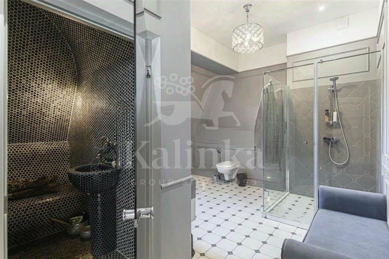 2-этажный таунхаус 420 м² с отделкой