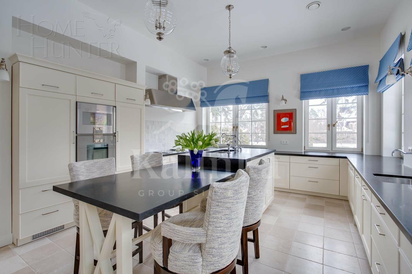 2-этажный коттедж 580 м² с отделкой