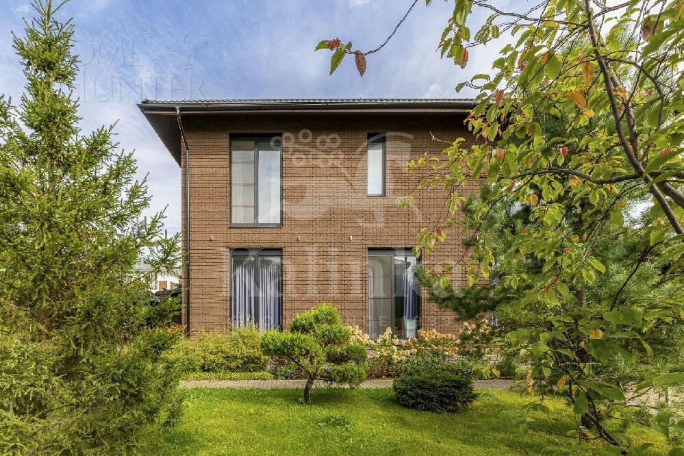 2-этажный коттедж 440 м² с отделкой