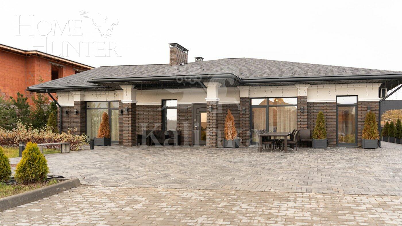 1-этажный коттедж 165 м² с отделкой