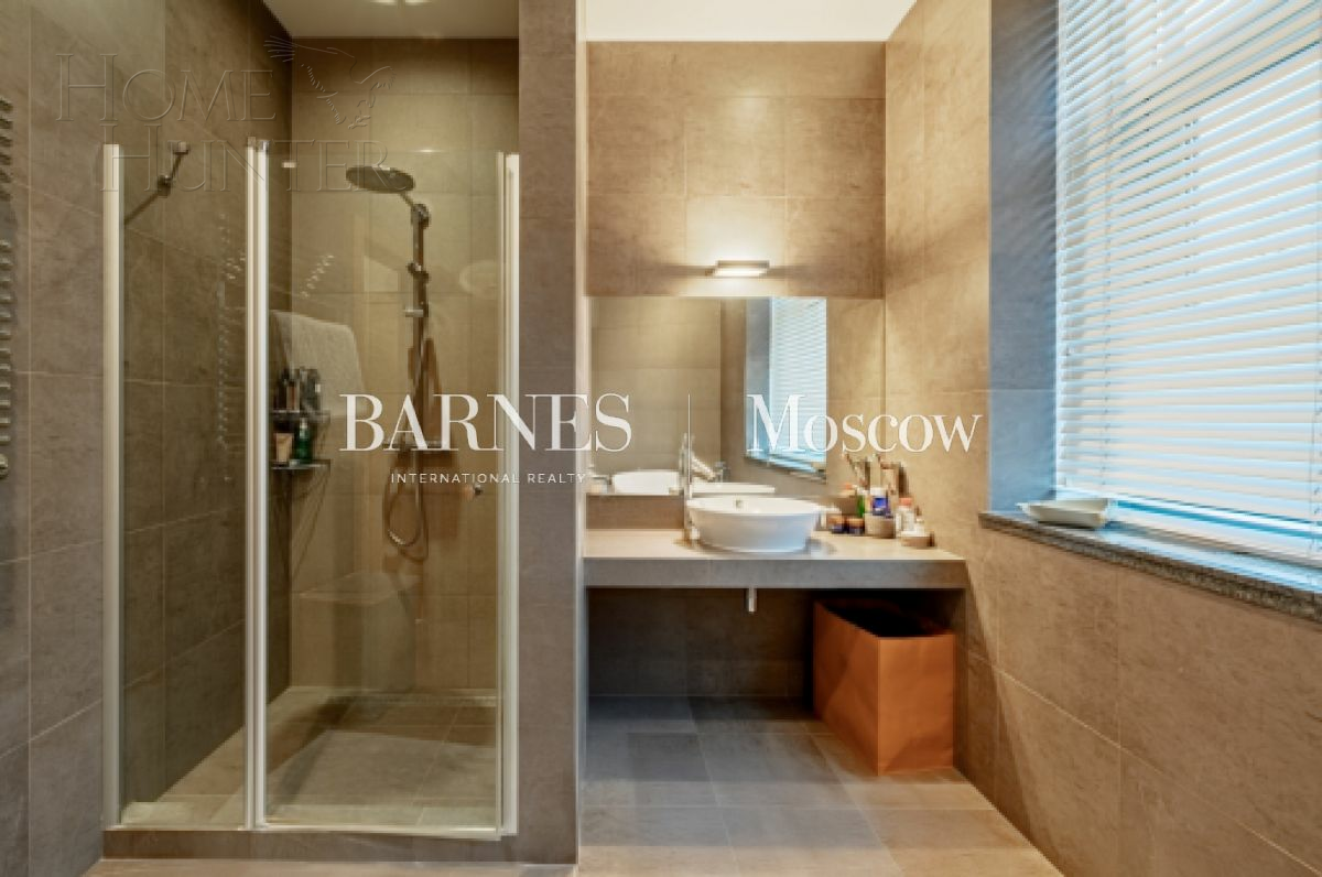 2-этажный коттедж 640 м² с отделкой