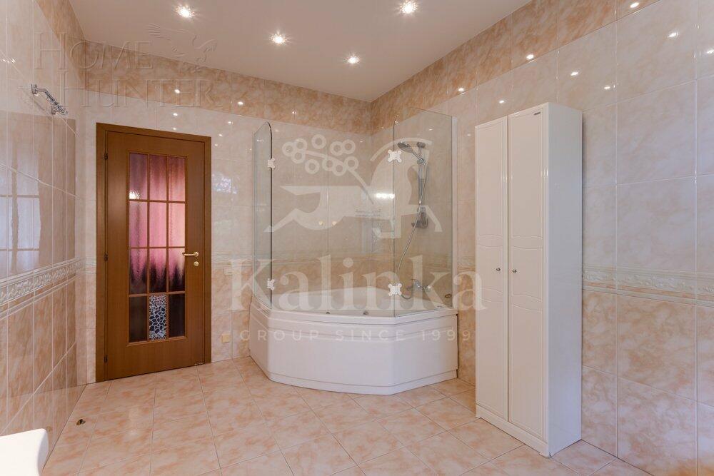 2-этажный коттедж 370 м² с отделкой