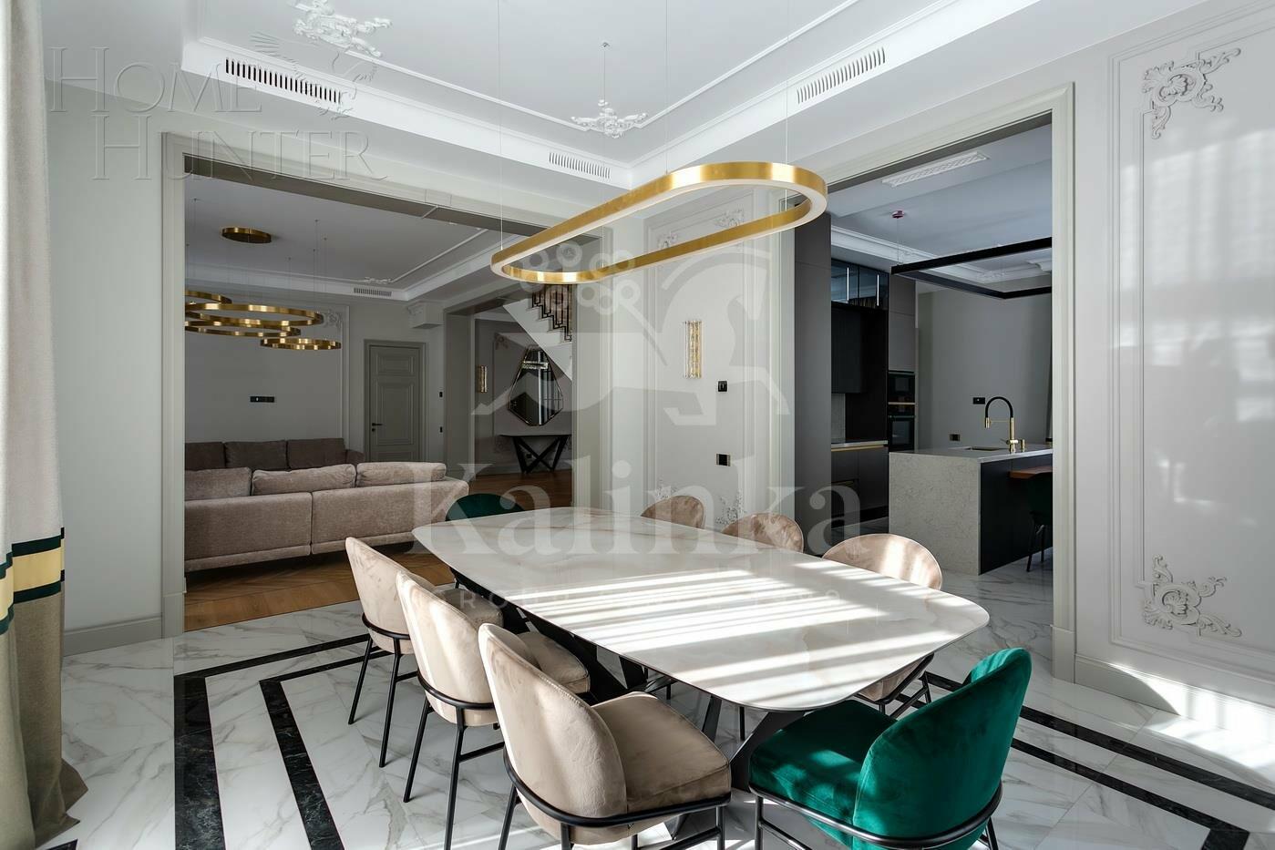 2-этажный коттедж 610 м² с отделкой