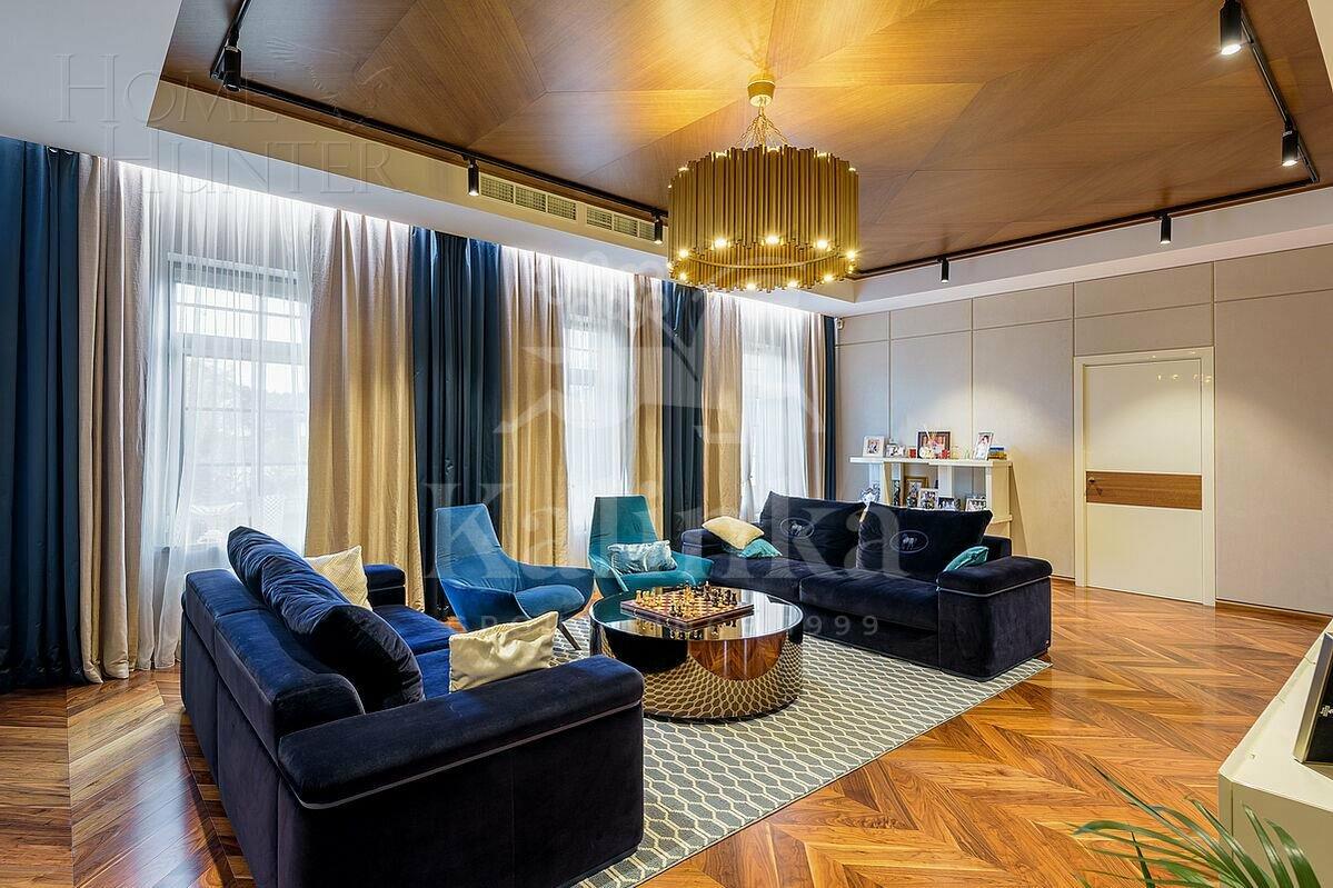 2-этажный коттедж 1 280 м² с отделкой