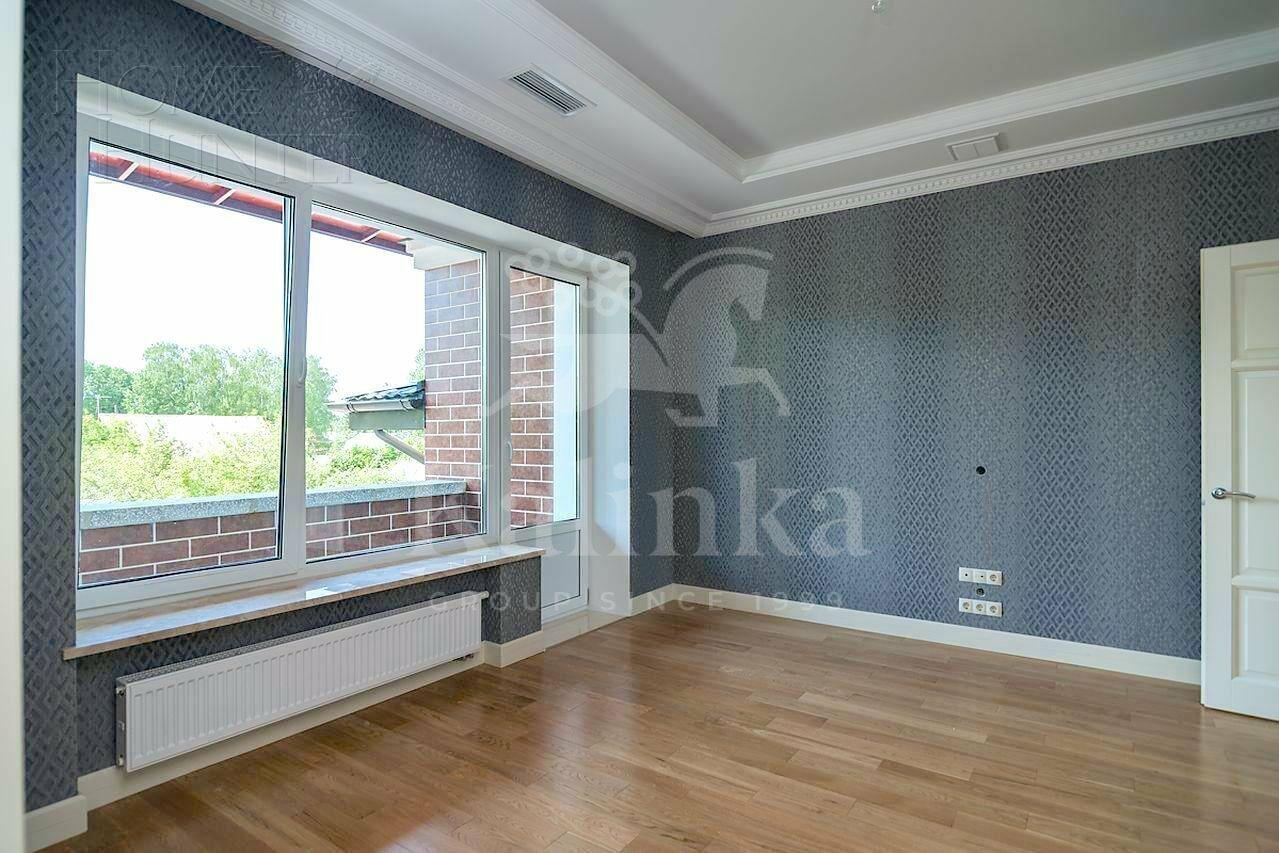 2-этажный таунхаус 350 м² с отделкой