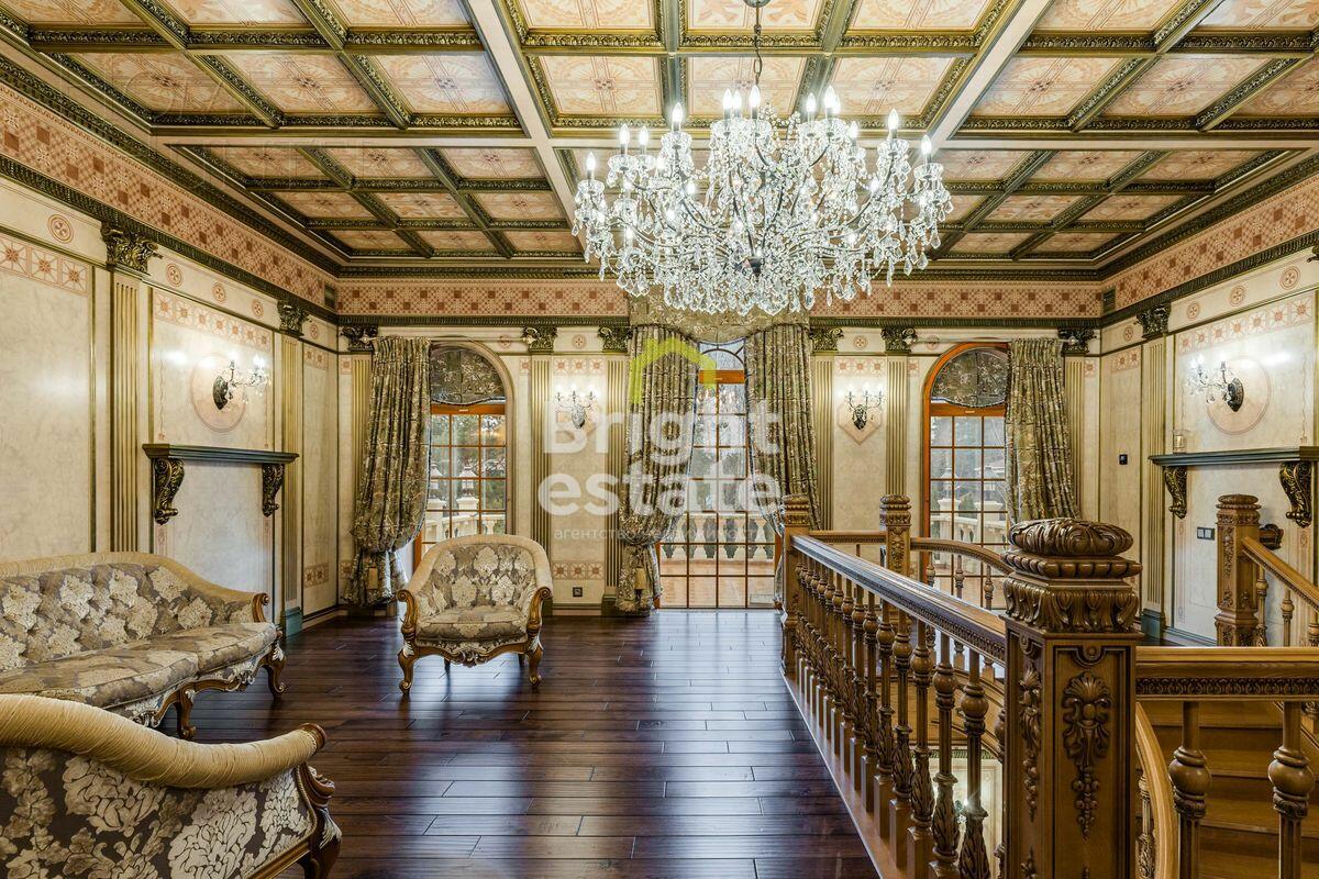 2-этажный коттедж 1 250 м² с отделкой