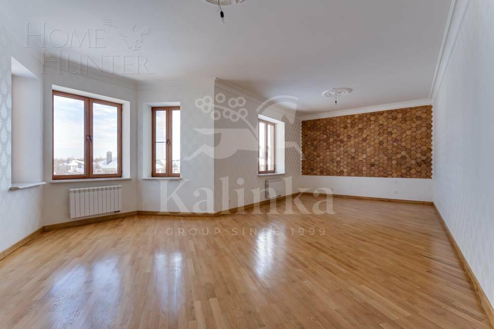 2-этажный коттедж 693.5 м² с отделкой