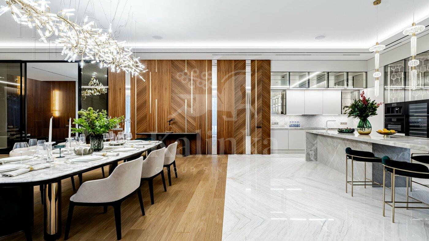 2-этажный коттедж 1 350 м² с отделкой