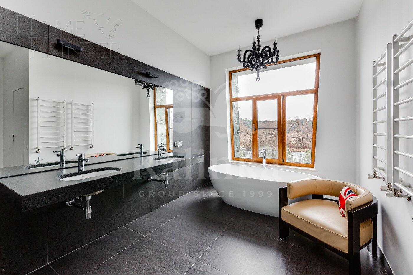 2-этажный коттедж 750 м² с отделкой