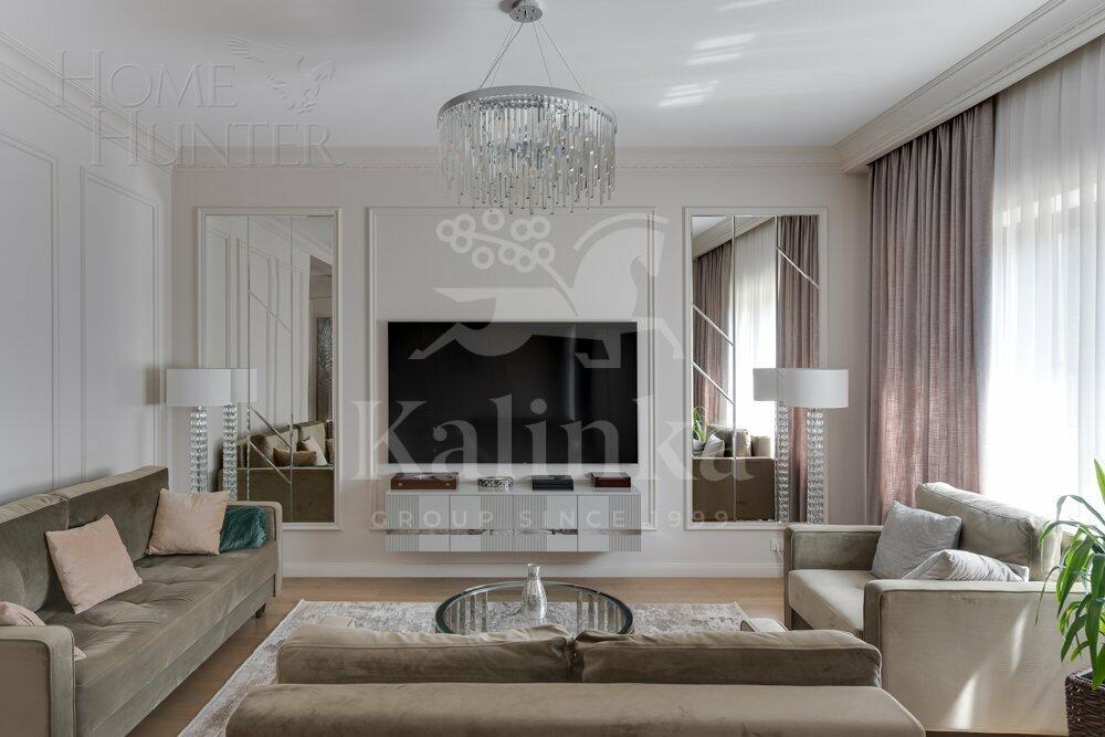 3-этажный таунхаус 400 м² с отделкой