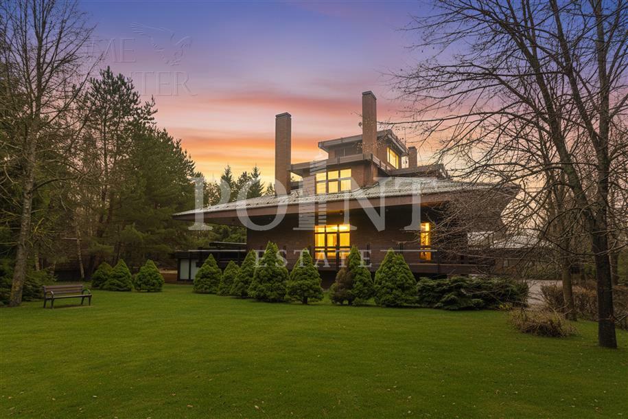 2-этажный коттедж 947 м² с отделкой