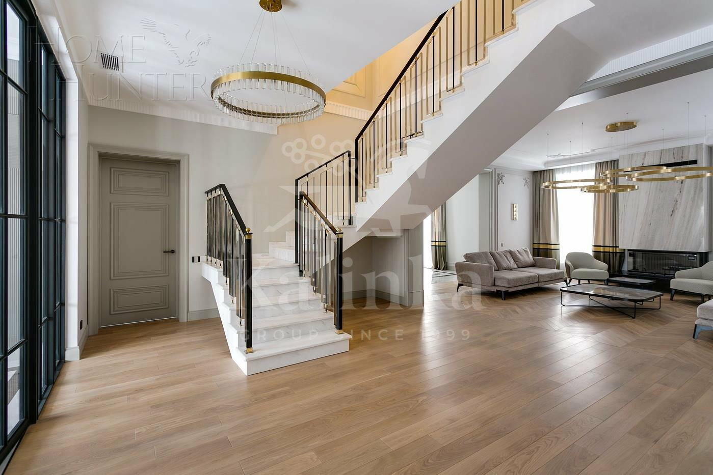 2-этажный коттедж 610 м² с отделкой