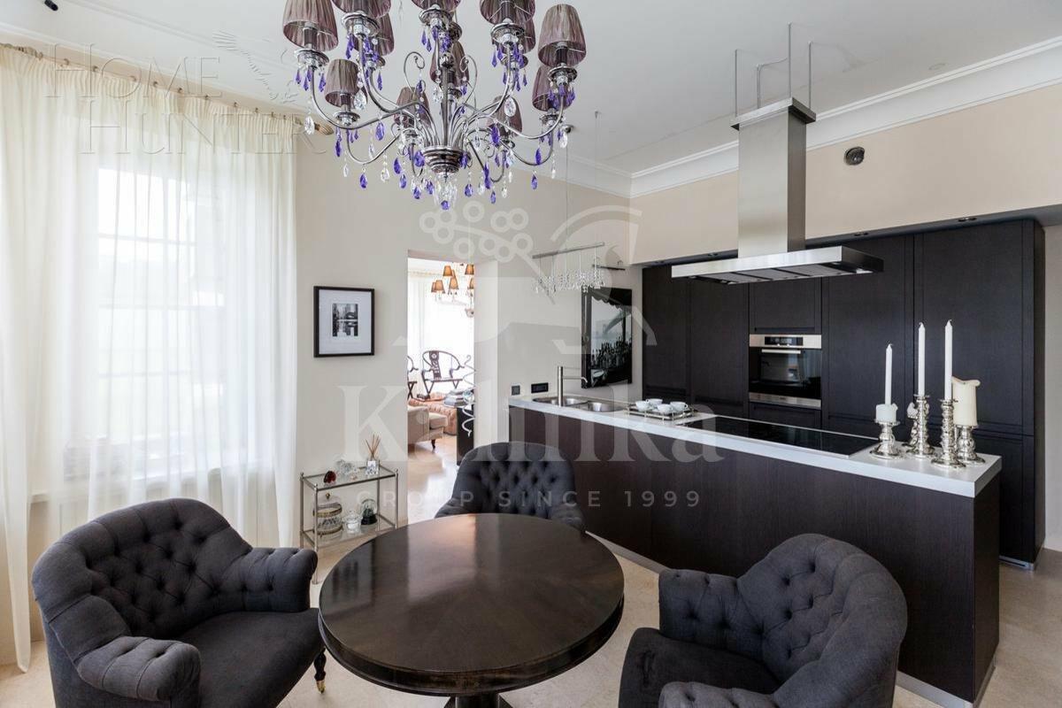 2-этажный коттедж 450 м² с отделкой