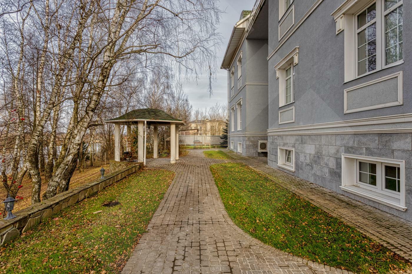 2-этажный коттедж 797 м² с отделкой