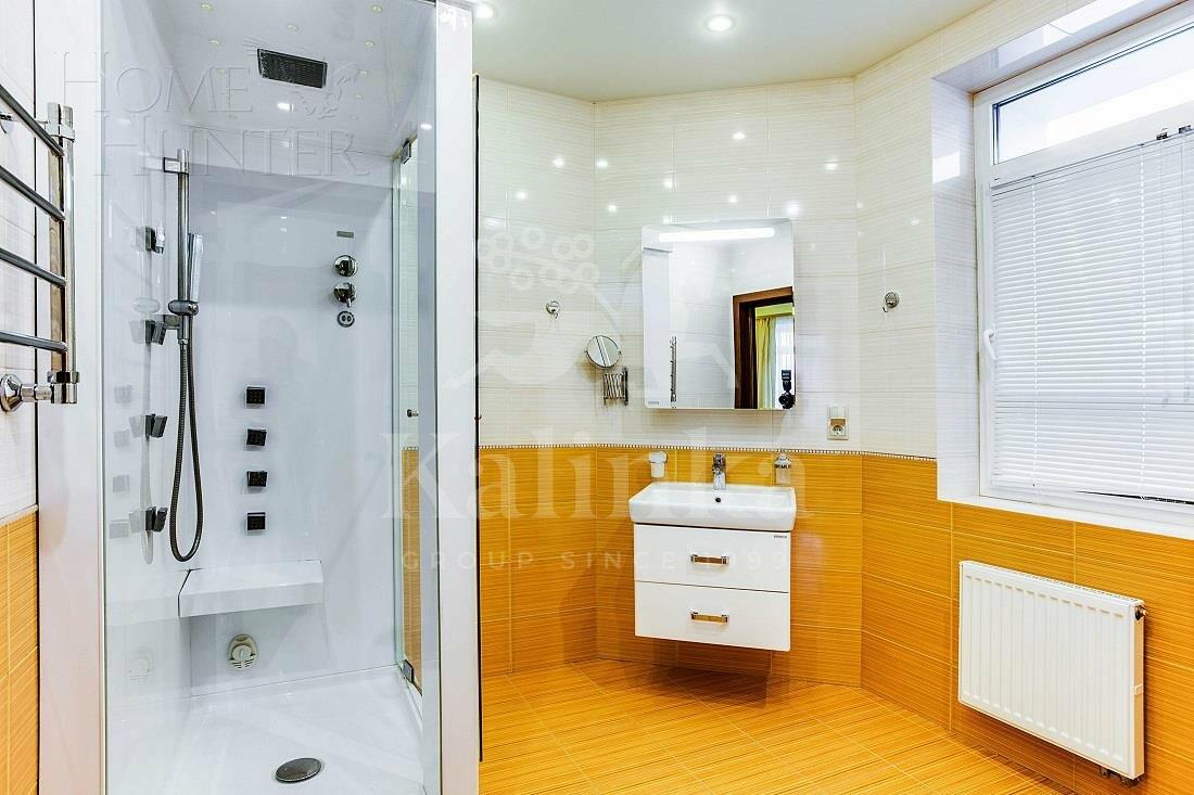 2-этажный коттедж 700 м² с отделкой