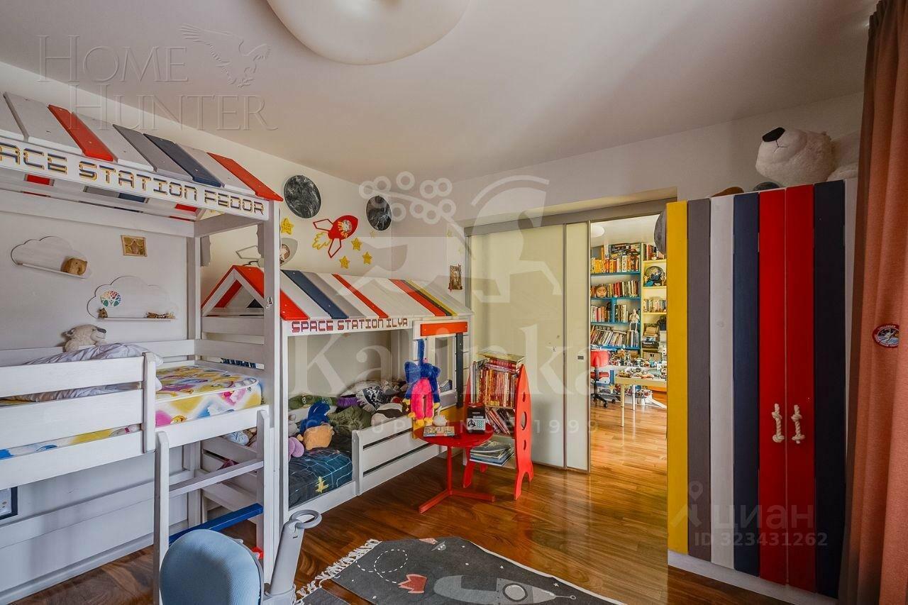 2-этажный коттедж 1 200 м² с отделкой