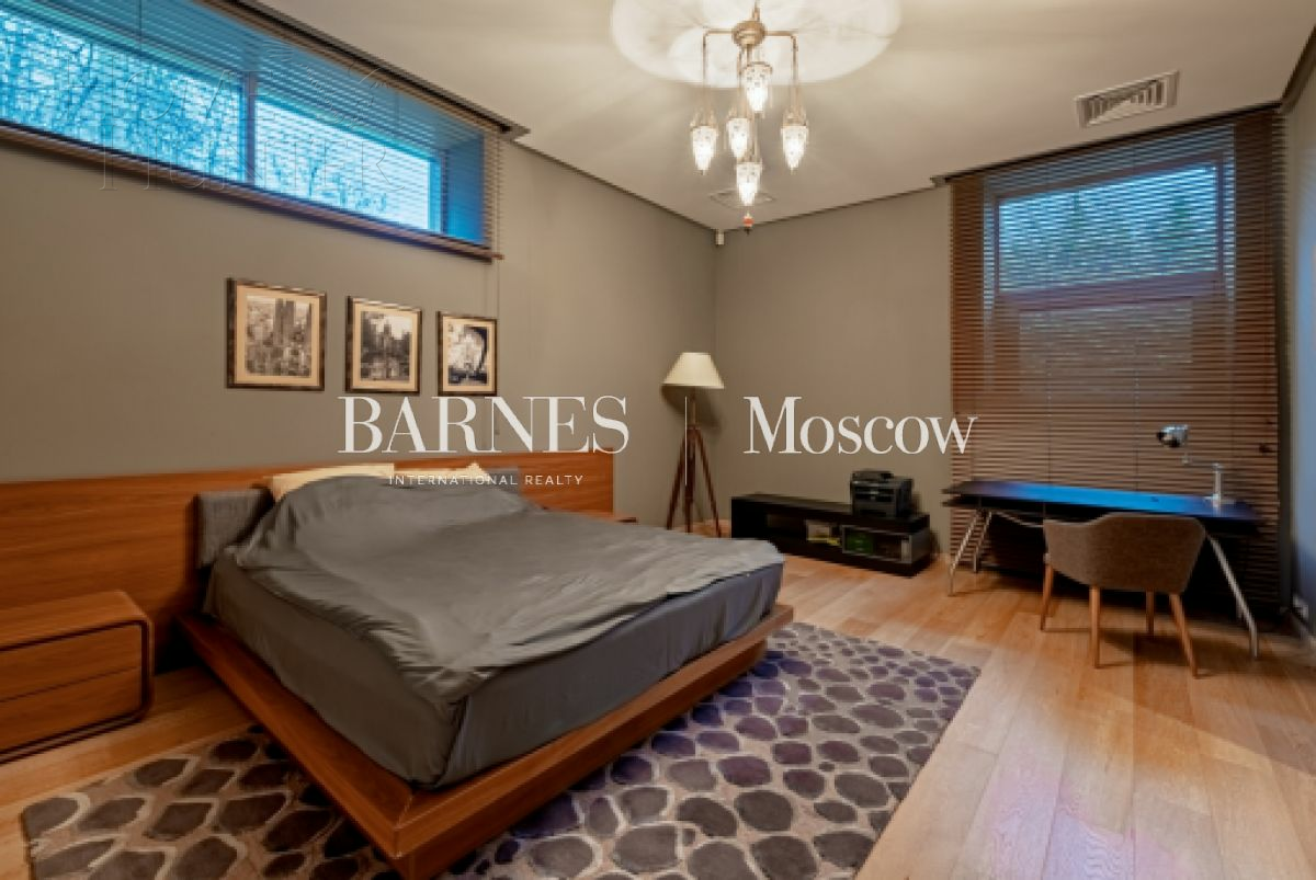 2-этажный коттедж 640 м² с отделкой