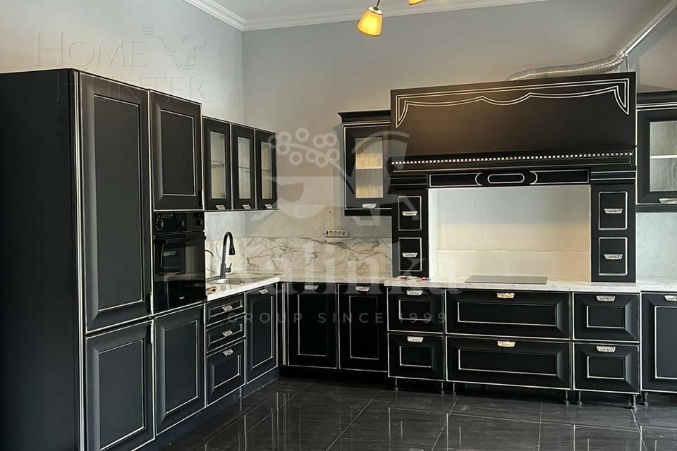 2-этажный коттедж 300 м² с отделкой