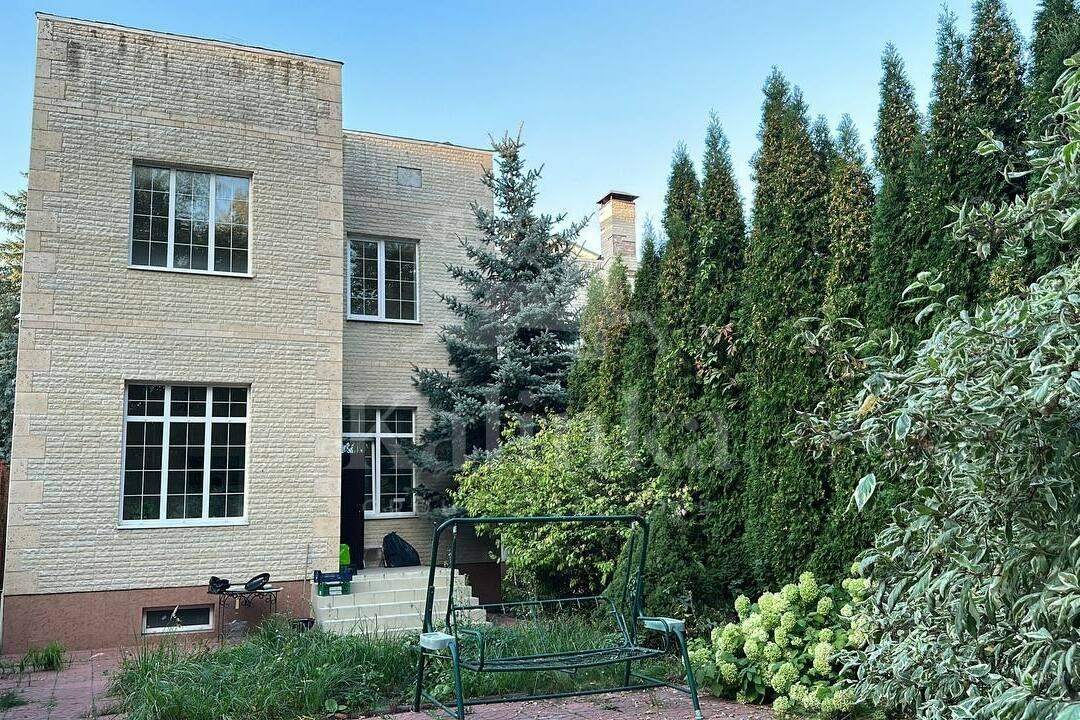 2-этажный коттедж 1 322 м² без отделки