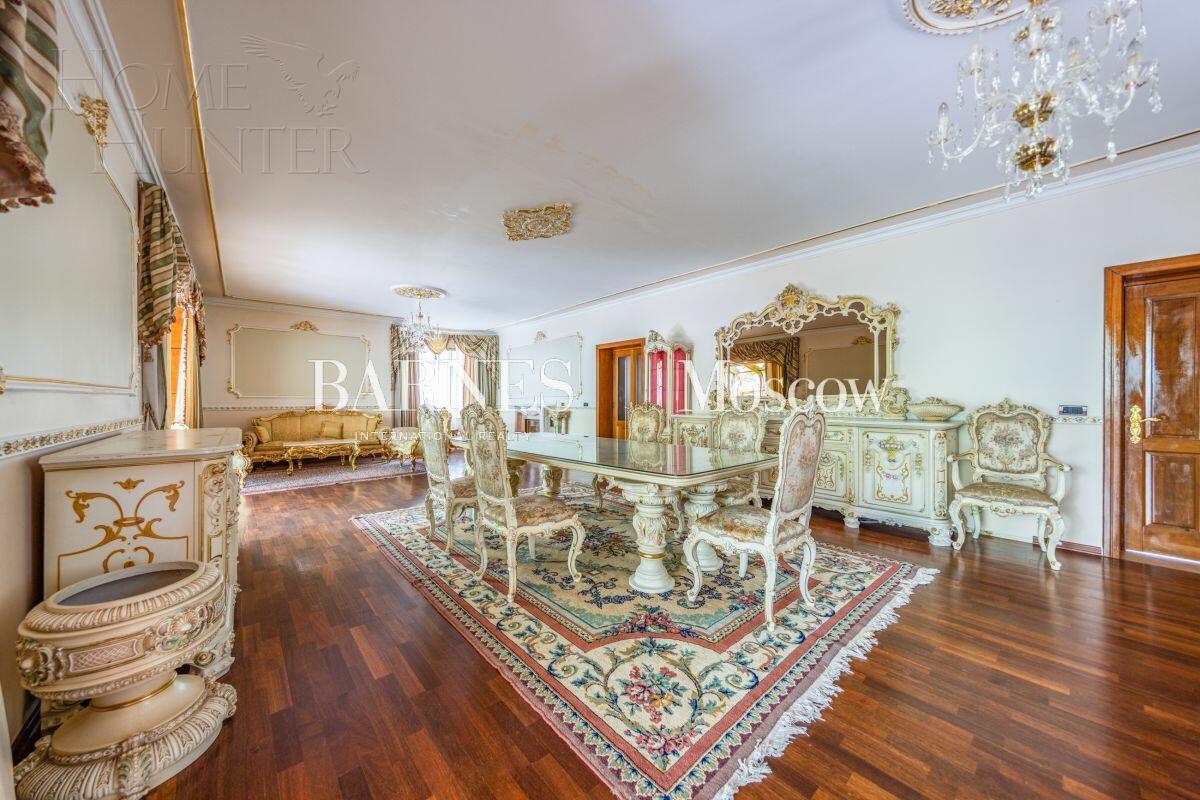 2-этажный коттедж 800 м² с отделкой