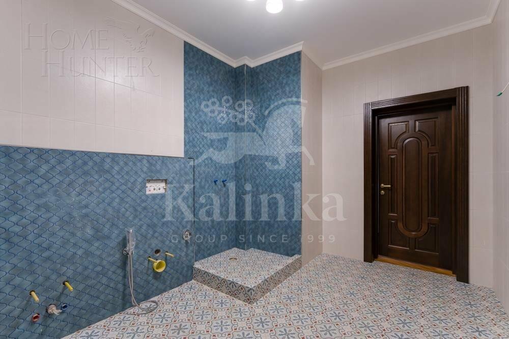 2-этажный коттедж 693.5 м² с отделкой