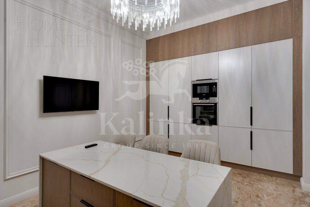 3-этажный таунхаус 400 м² с отделкой